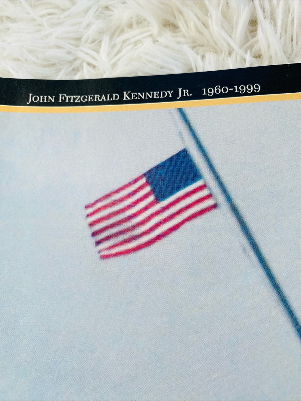 1999 JFK JR Time Magazine Memorial Issue John F Kennedy Jr Funeral August 2 1999 - Picture 7 of 16